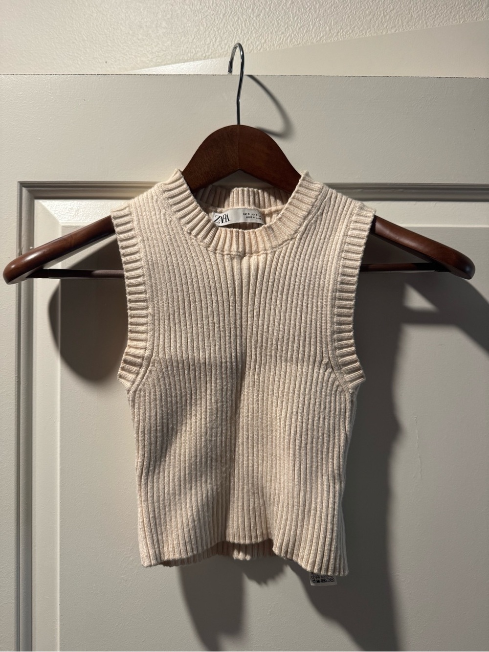 Zara Ivory Ribbed Sleeveless Knit Tank